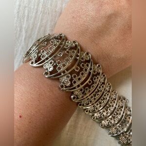 Monet Open Design Filigree‎ Vintage Silver Tone Bracelet w/ Safety Chain